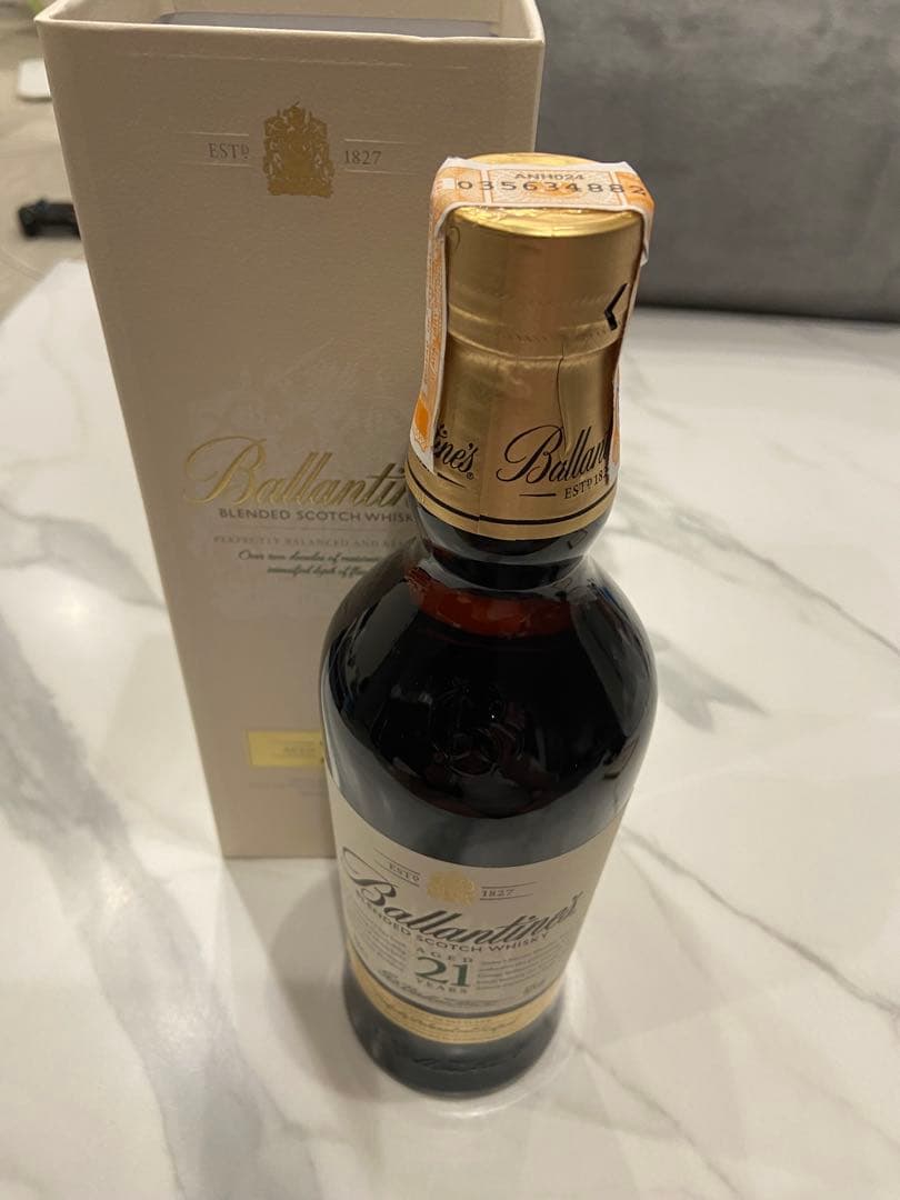 ウイスキー Ballantine's 21 Whisky 700ml