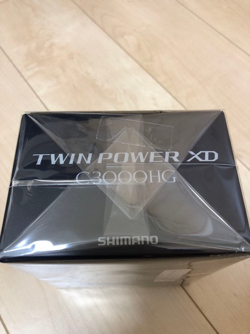 【新品未使用】シマノ25ツインパワーXD C3000HG