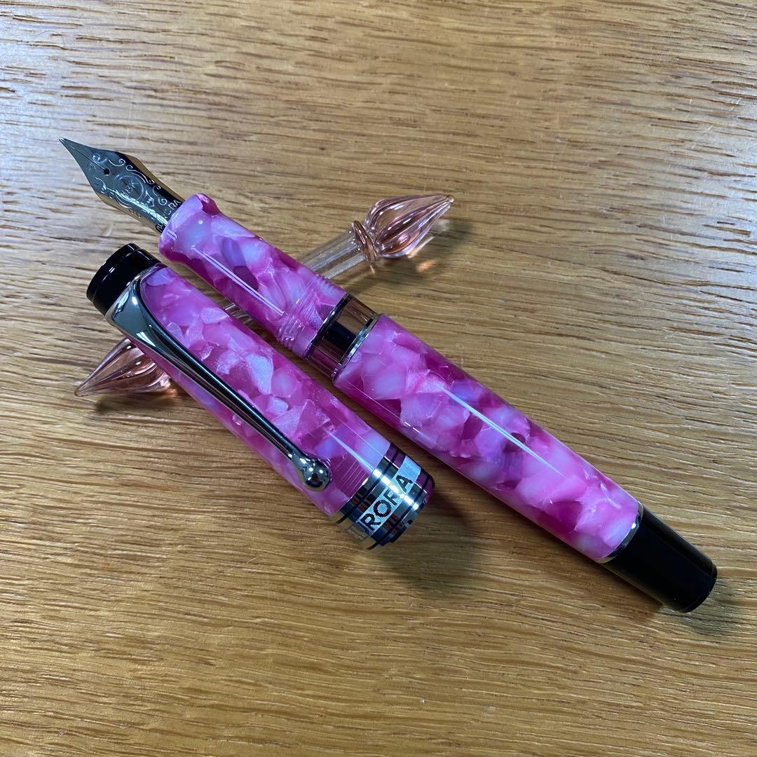 アウロラ 限定万年筆 カレイドスコーピオ ルーチェローザ EF 新品未使用