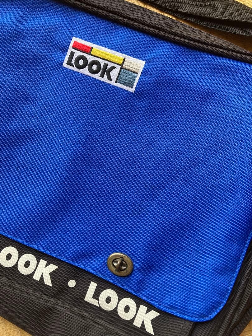 LOOK(仏)のショルダーバッグ　非売品