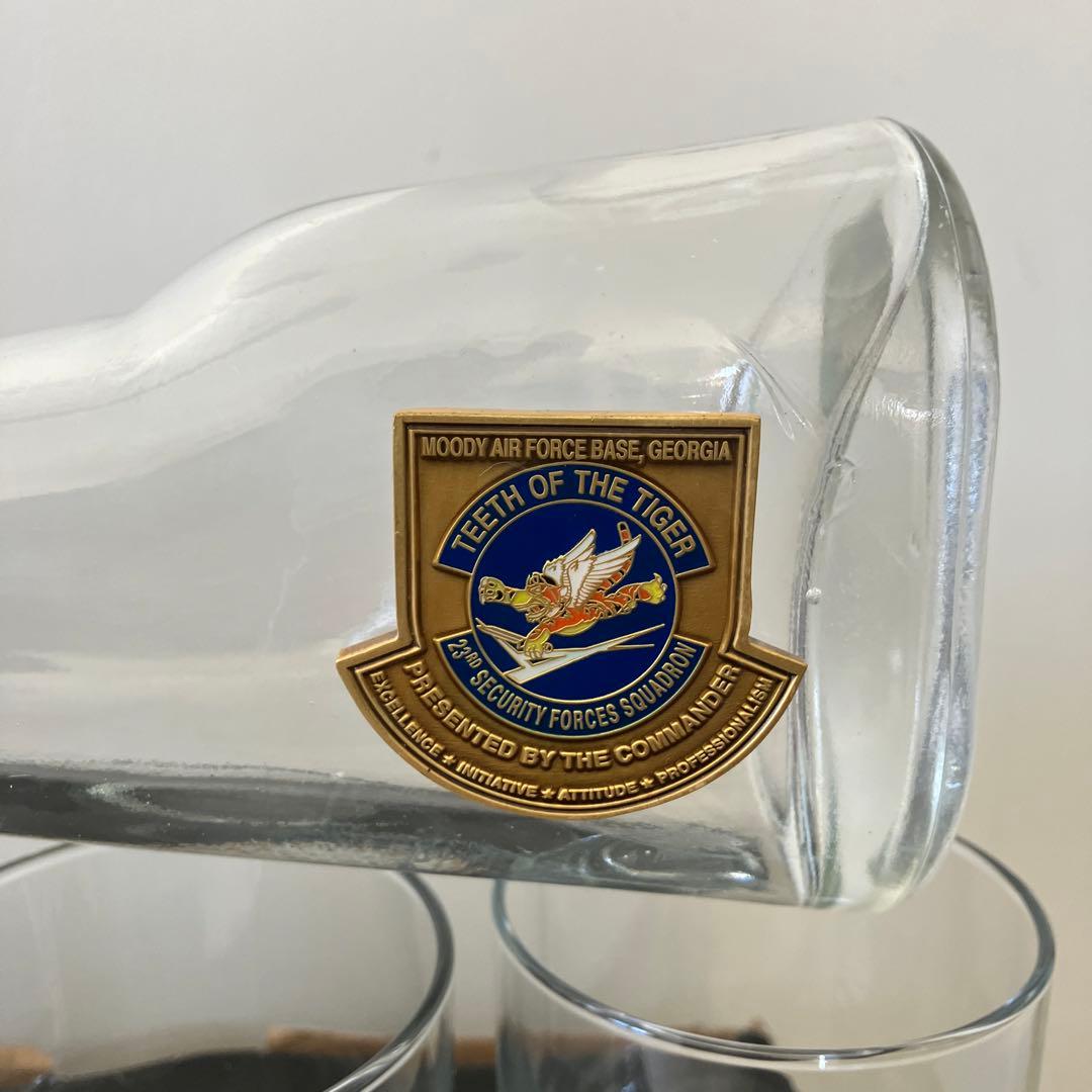 [最終値下げ‼️]The Wine Savant ガン大型ウイスキーデカンタセット