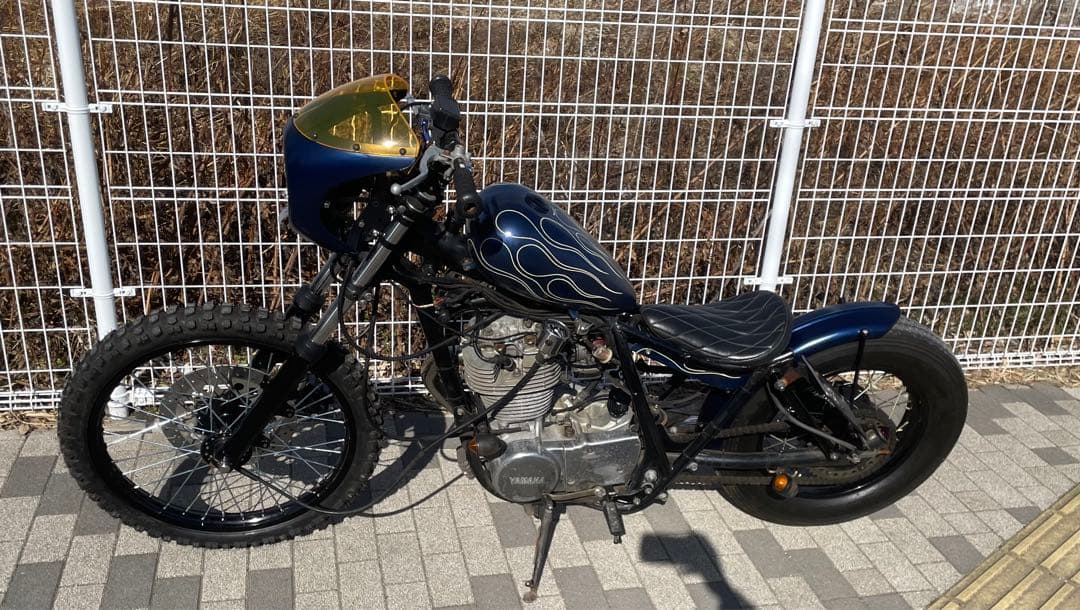 オートバイ・バイク SR400