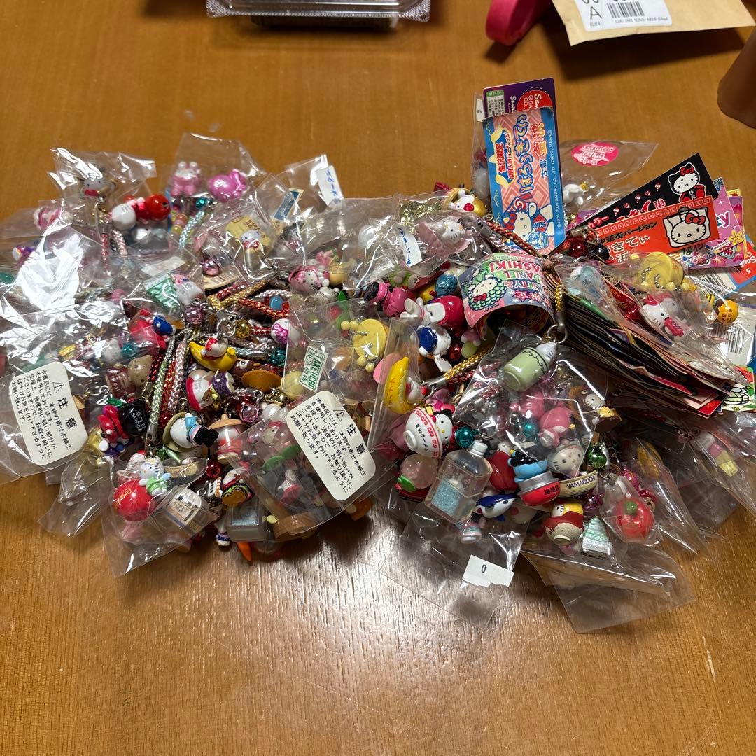 総数 240個以上 ご当地キティ 日本限定 根付