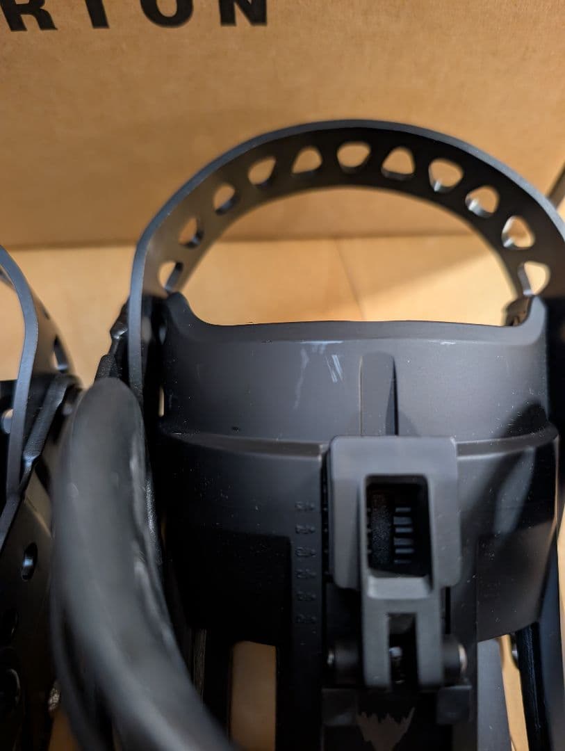 メンズ バートンスノーボード バインディング ヒッチハイカー ブラック S