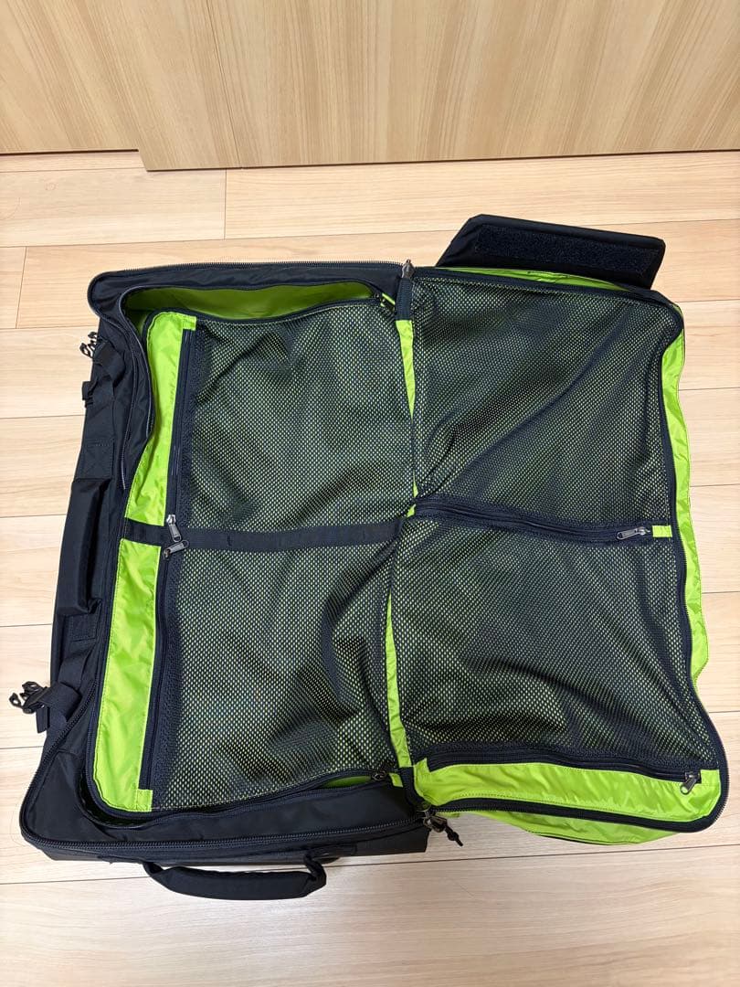 【美品】karrimor クラムシェル80 キャリーケース