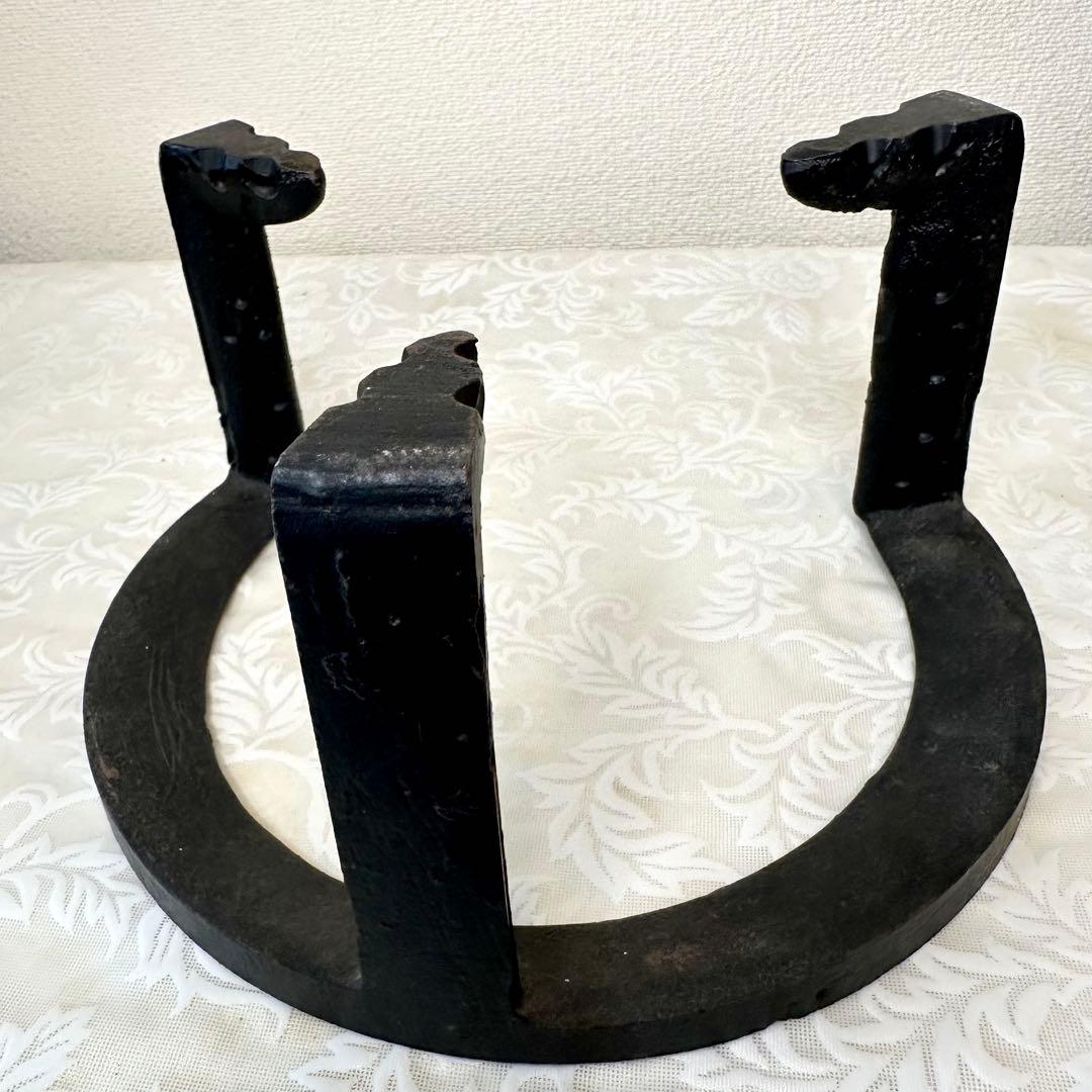 ♦︎未使用品♦︎茶道具　唐銅？面取り風炉　虫喰い 五徳　風炉