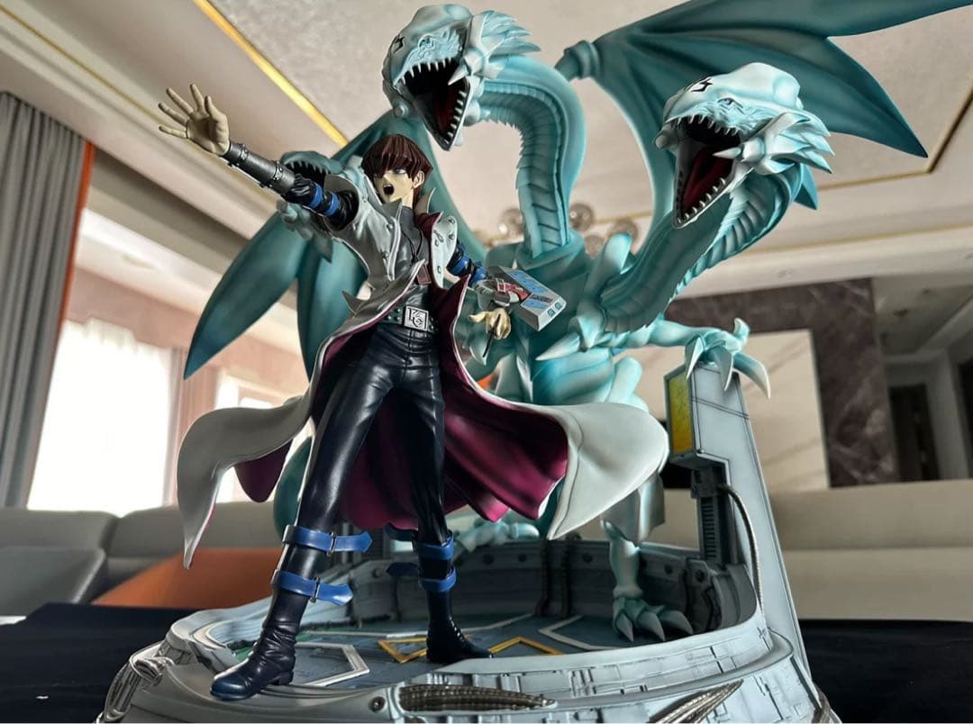 遊戯王 青眼の究極竜 ガレージキット ガレキ スタチュー ①