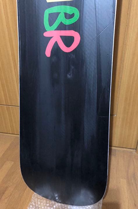 ノベンバースノーボード　カイラ