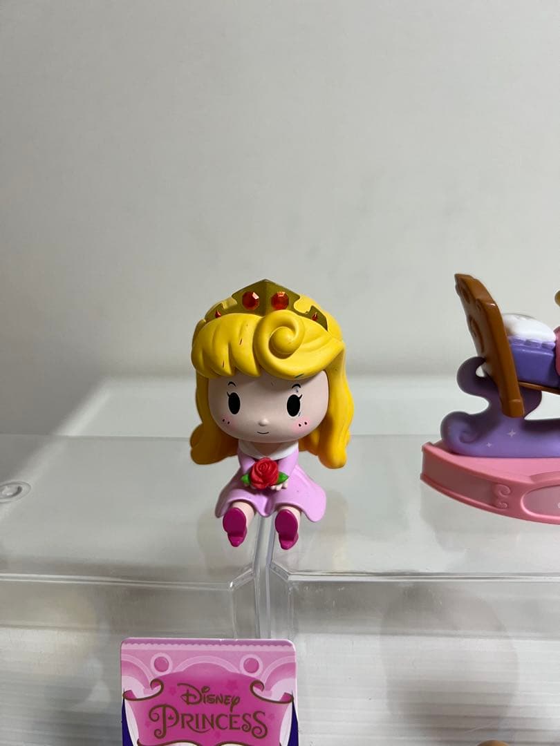 ポップマート、ベル、オーロラ姫、シンデレラ