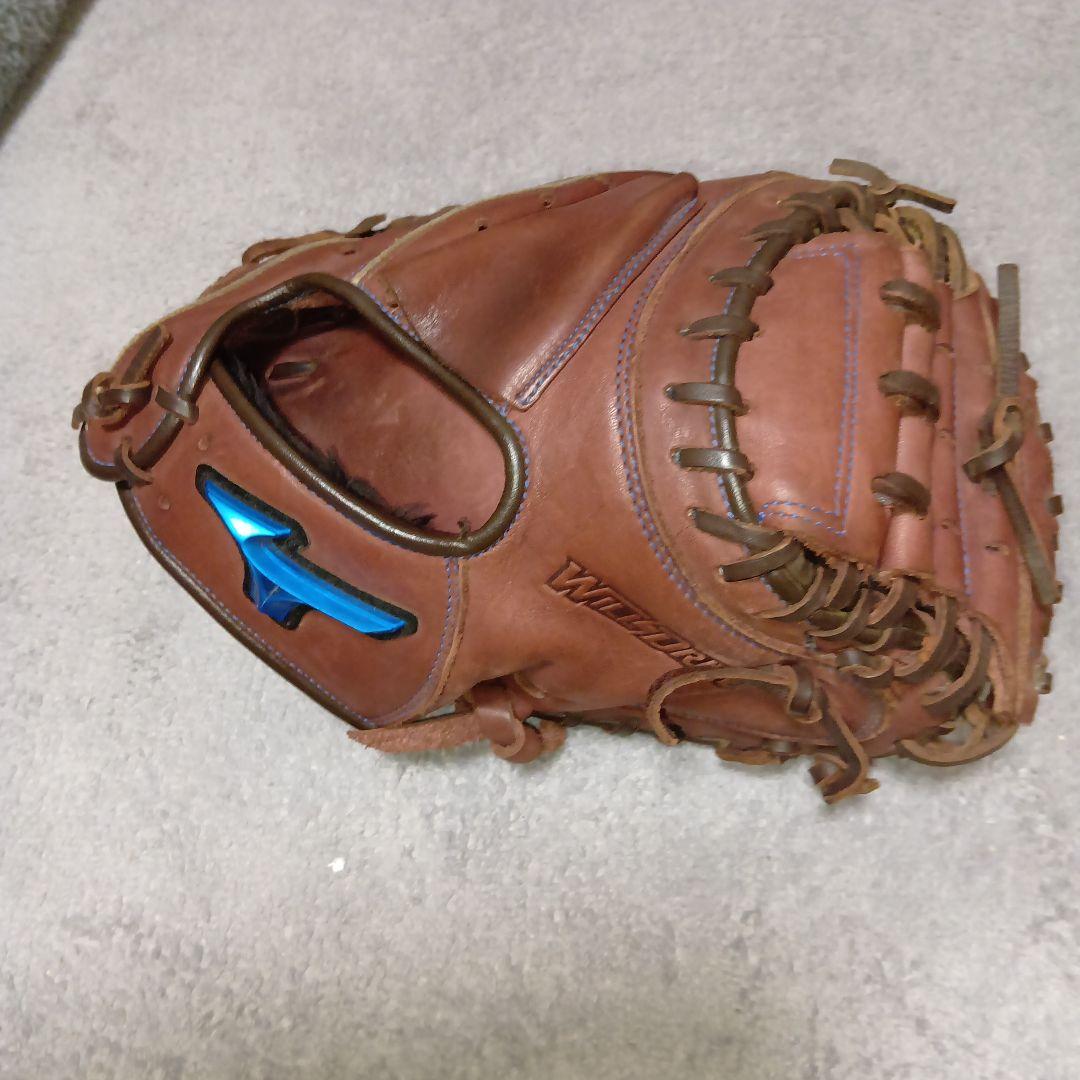 良品 ミズノ キャッチャーミット シリコンラベル ブルーラベル ブラウン　軟式用