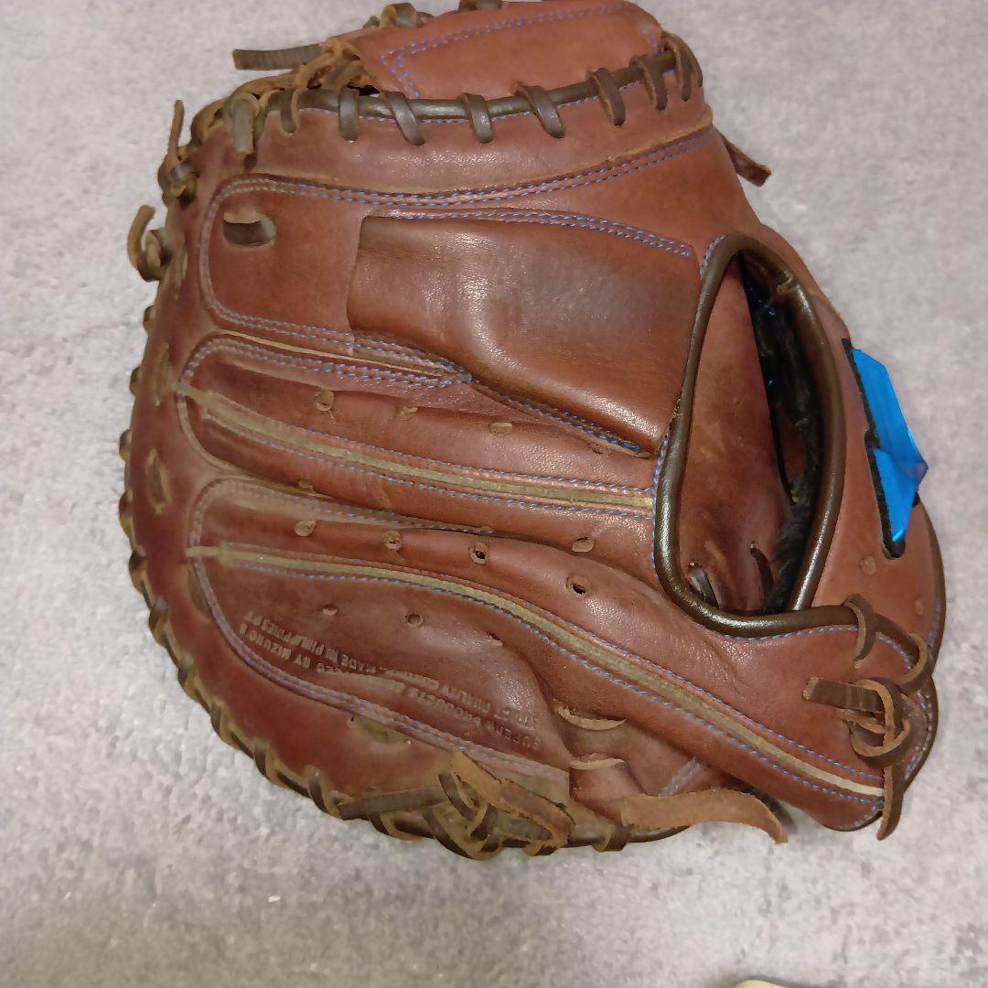 良品 ミズノ キャッチャーミット シリコンラベル ブルーラベル ブラウン　軟式用