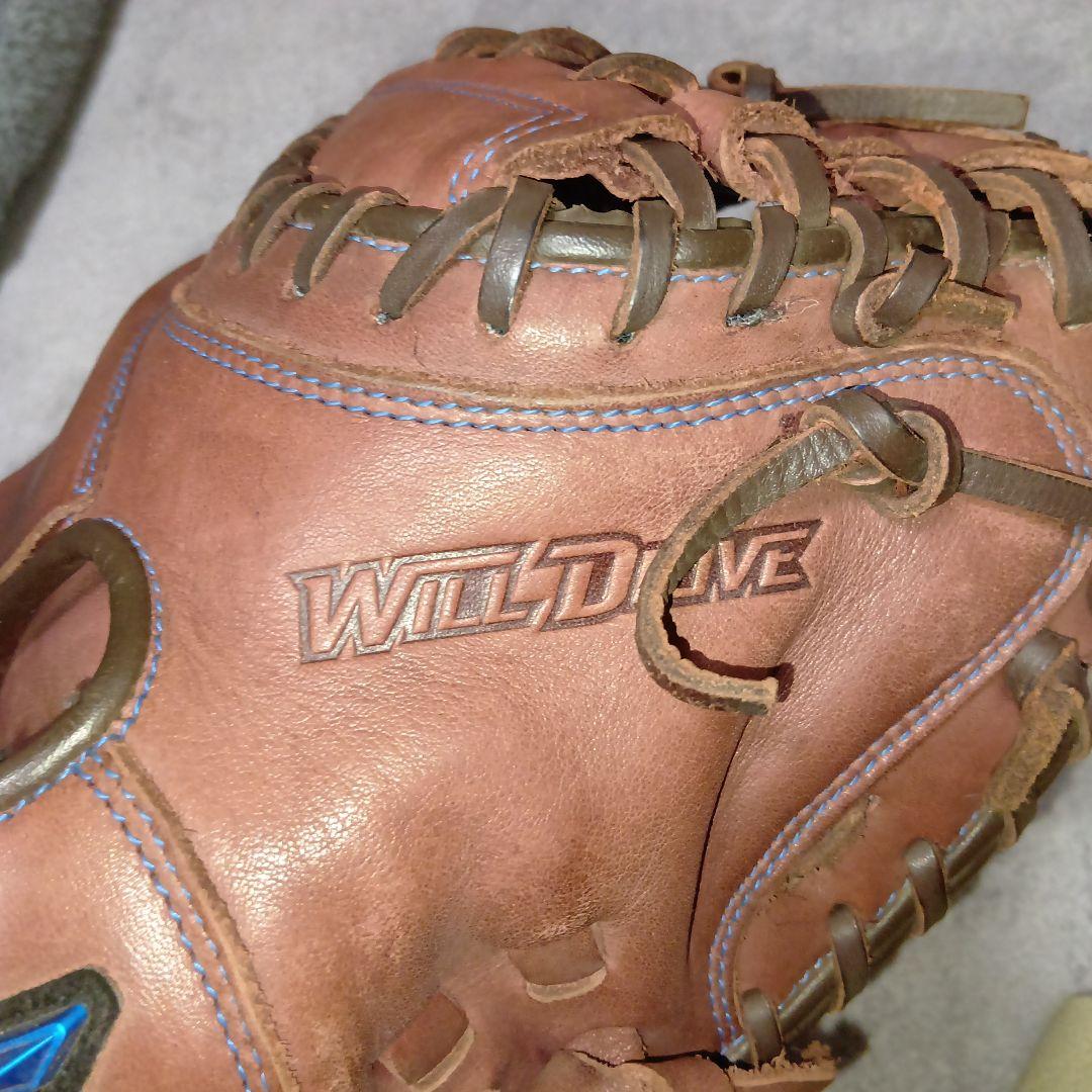 良品 ミズノ キャッチャーミット シリコンラベル ブルーラベル ブラウン　軟式用