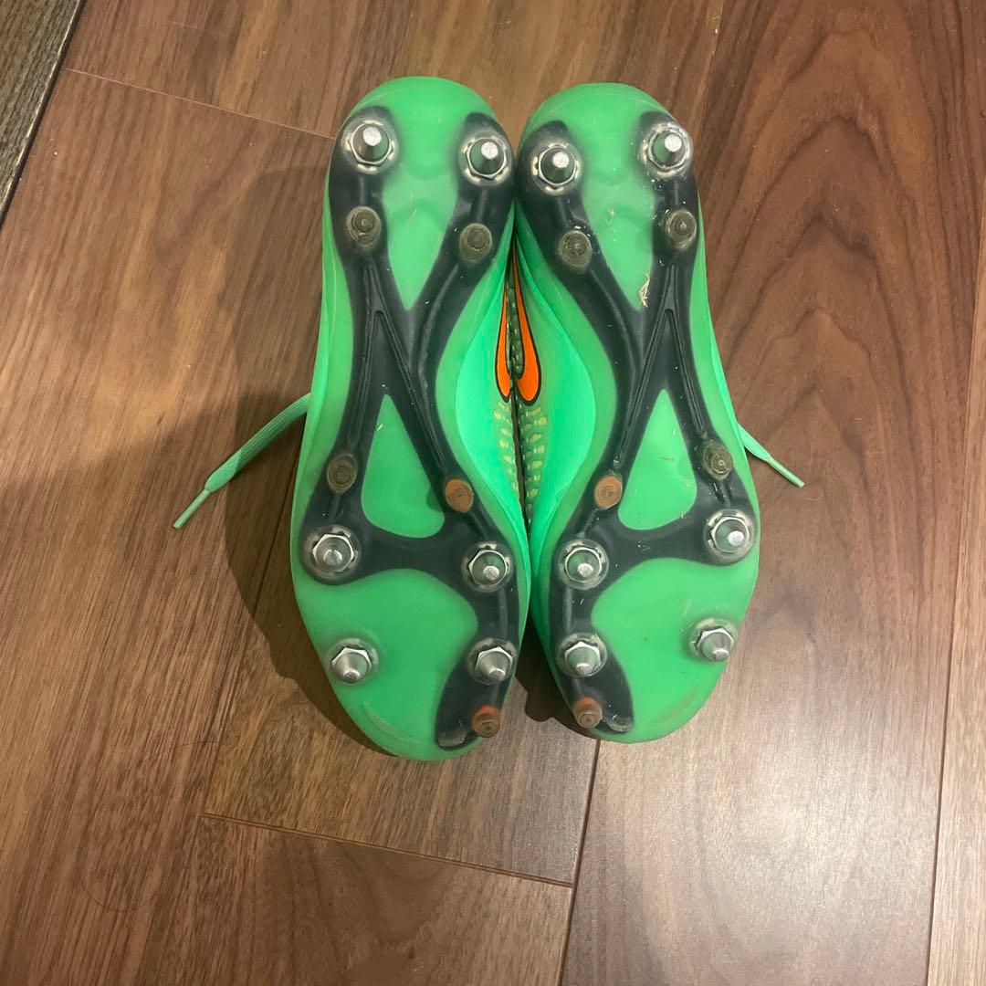ミントグリーン サッカーシューズ スパイク 鉄ポイント