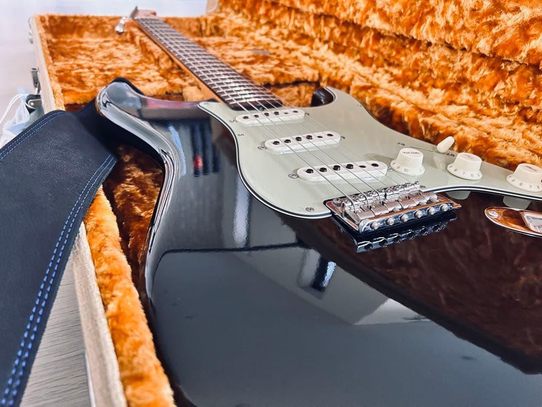 激鳴り個体 75万円相当 1959 Stratocaster ストラップ付