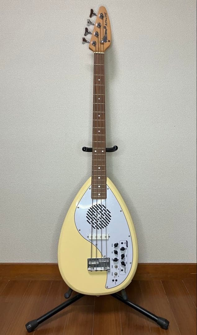 ヴォックスVOX APACHE-1Bアンプ内蔵エレキベース美品リズムマシン内蔵