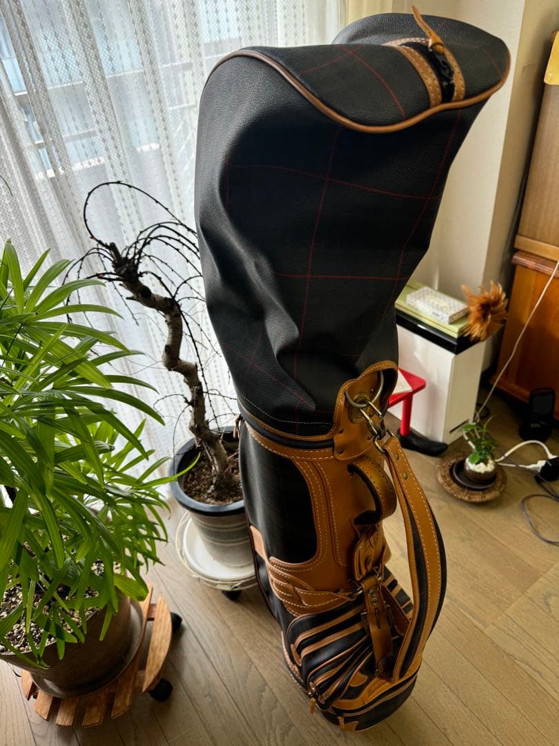 レディース　ゴルフバッグ　トラサルディ　ハーフセット