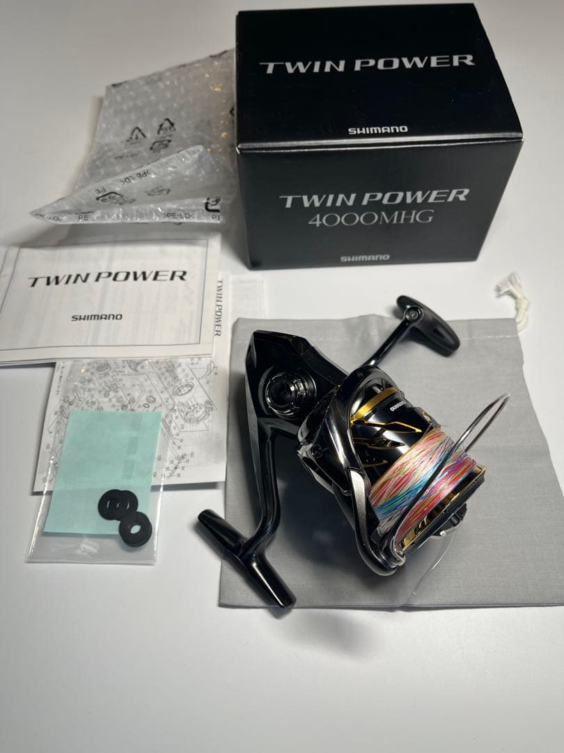 シマノ 20 TWIN POWER 4000MHG スピニングリール