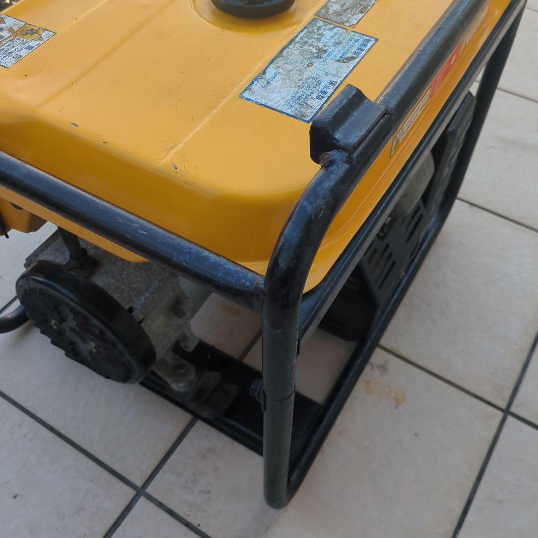 【実動】スズキ　１００V２０００W　発電機　SV2000P