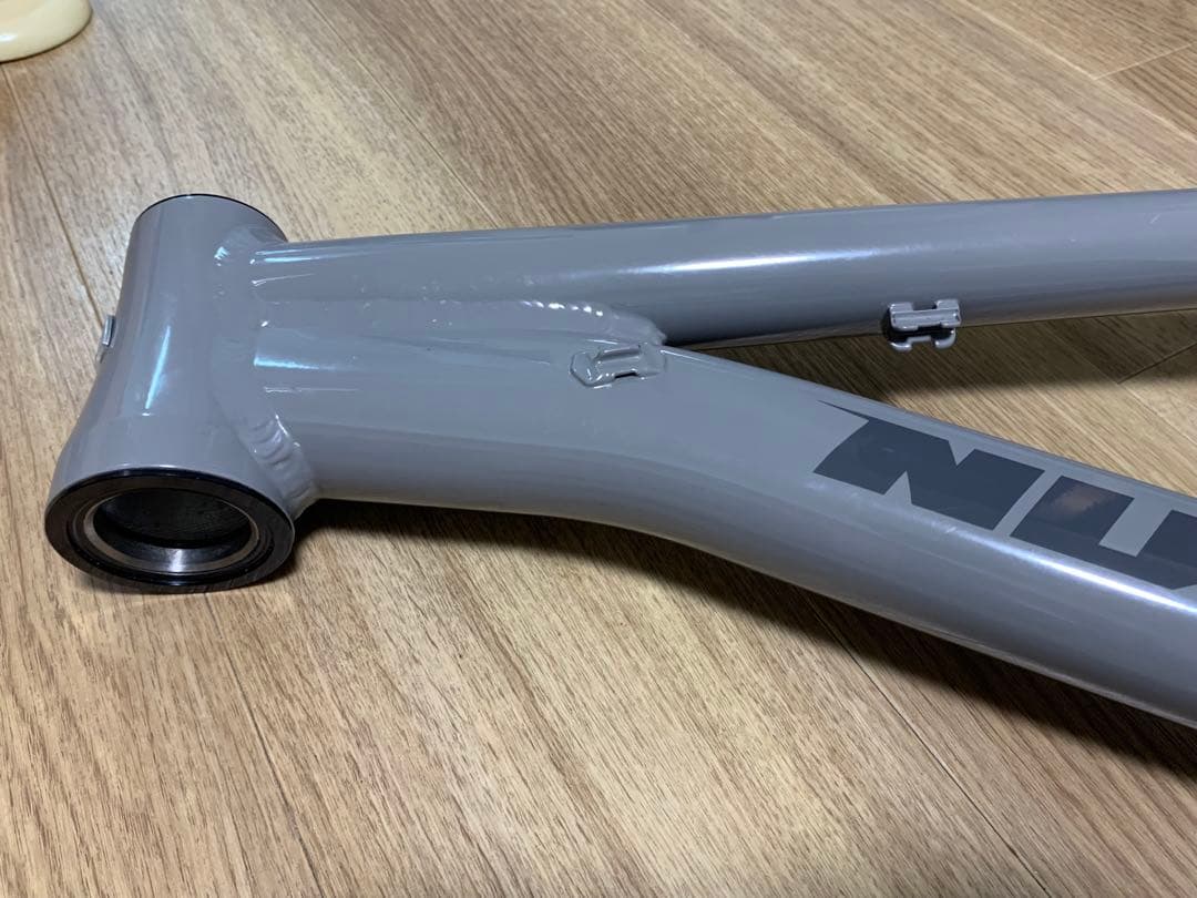 NUKEPROOF SCOUT290 フレーム　Mサイズ　中古