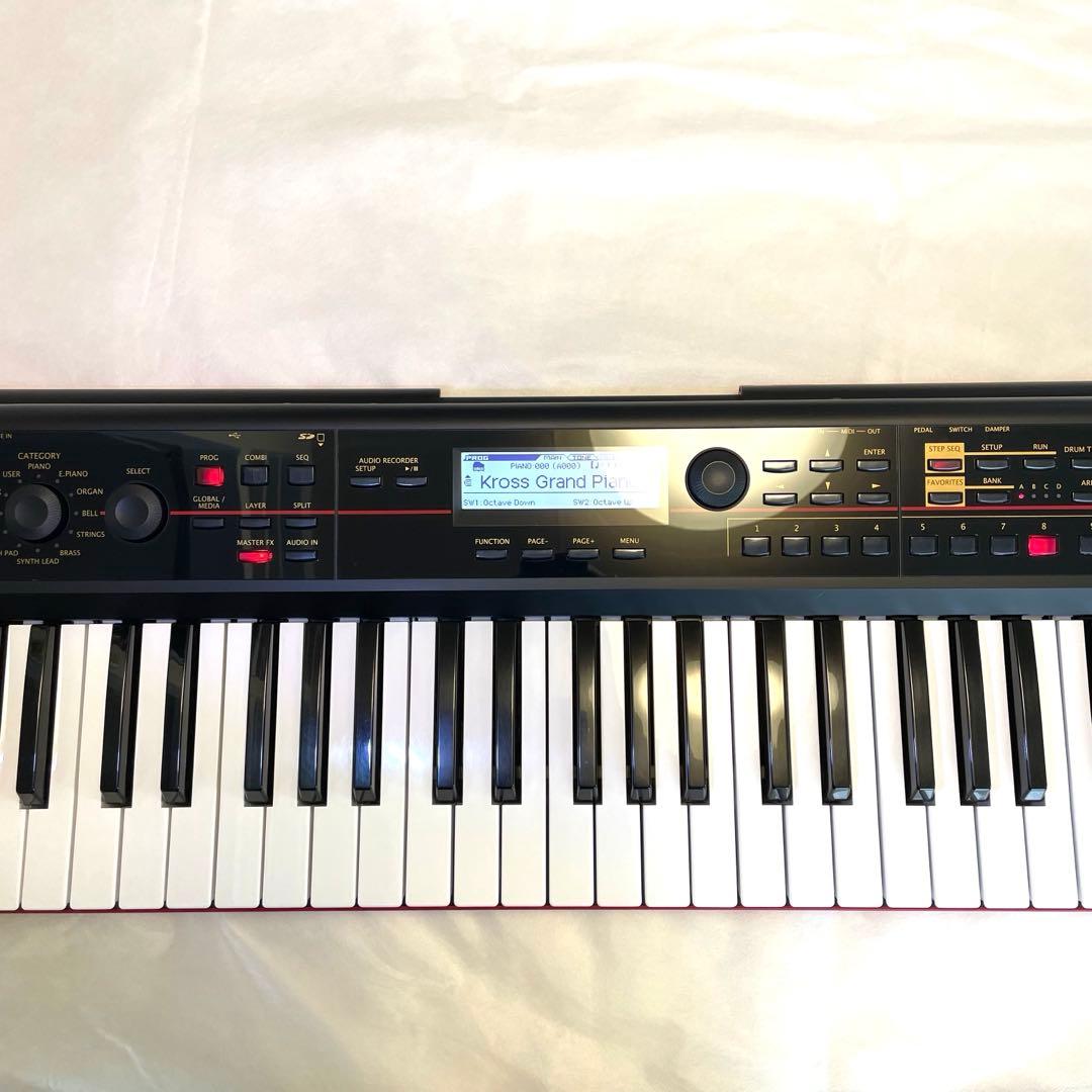 KORG コルグ KROSS-61鍵 シンセサイザー 美品、ソフトケース付き