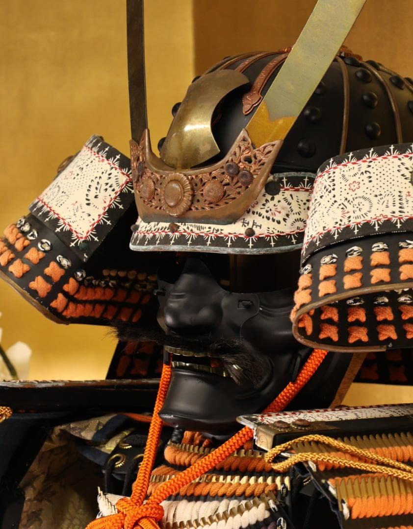 BY02　甲冑　具足　黒胴当世素掛 緋縅　鎧櫃付き　等身大　現代鎧　兜　武具