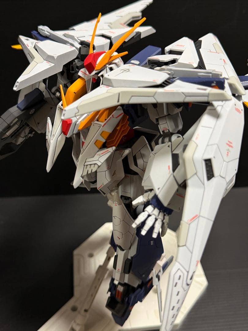 HGUC クスィーガンダム 完成品 劇場版カラー 全塗装済み 閃光のハサウェイ