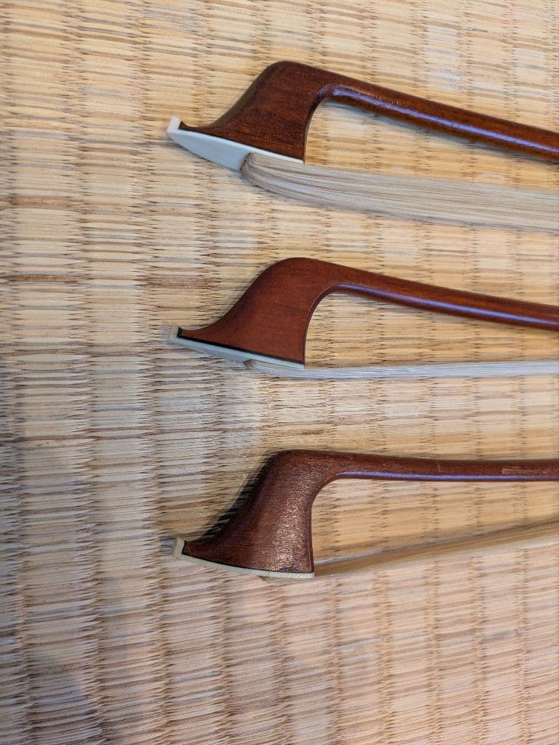 チェロ　弓　4/4 ジャンク