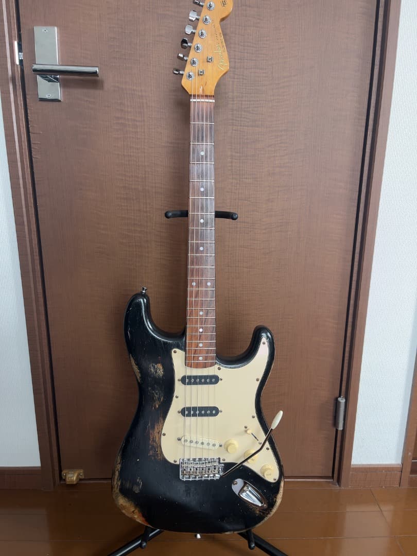 ストラトキャスター レリック(おまけ付き)