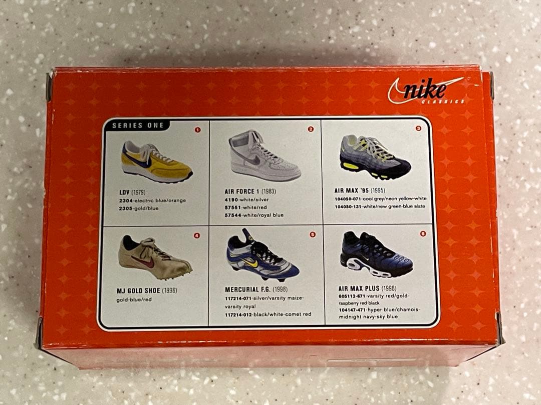 Nike Air Max 95 フィギュア