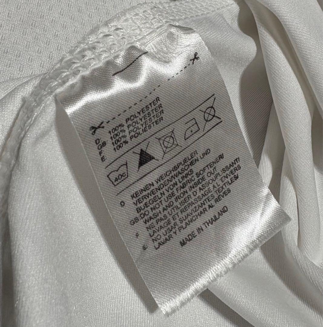 リヴァプール トーレス ユニフォーム