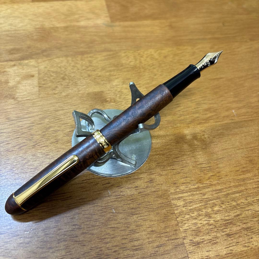 廃盤　プラチナ　3776 アカブライヤー　M中字