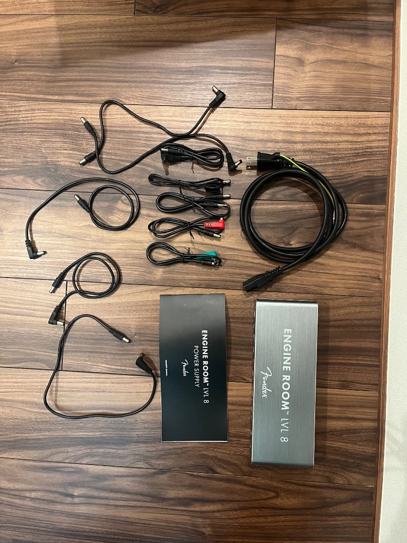 Fender ENGINE ROOM LVL 8　箱のみなし、他付属品あり