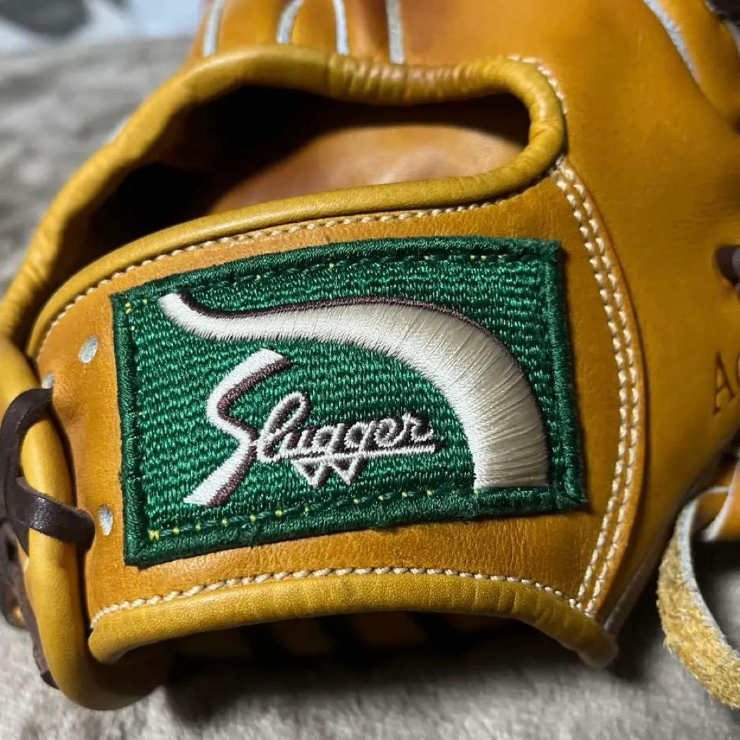 スラッガー　硬式　内野　SR1 タン　ワンピースウェブ