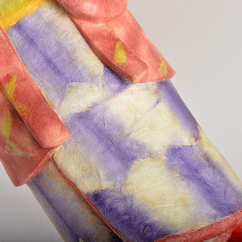 田熊俊子作　桐塑人形　「麗ら」　共箱　V　6346