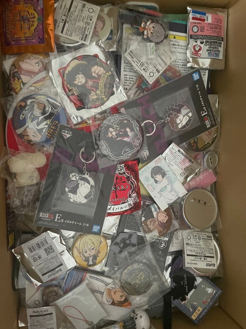 アニメグッズ　大量まとめ売り　120サイズ　500点以上