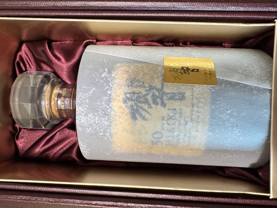 HIBIKI 30年 ウイスキー 750ml 化粧箱付き
