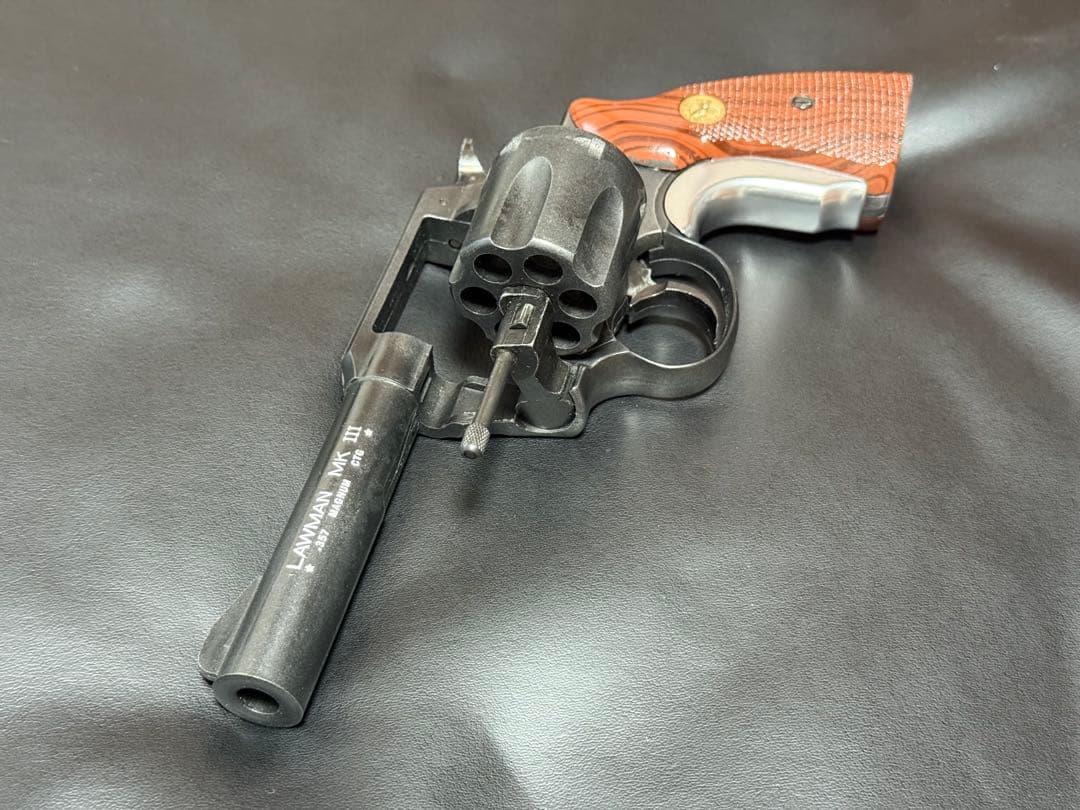 MGC社製コルトローマンMK−Ⅲ357マグナム４inch SRHWモデル