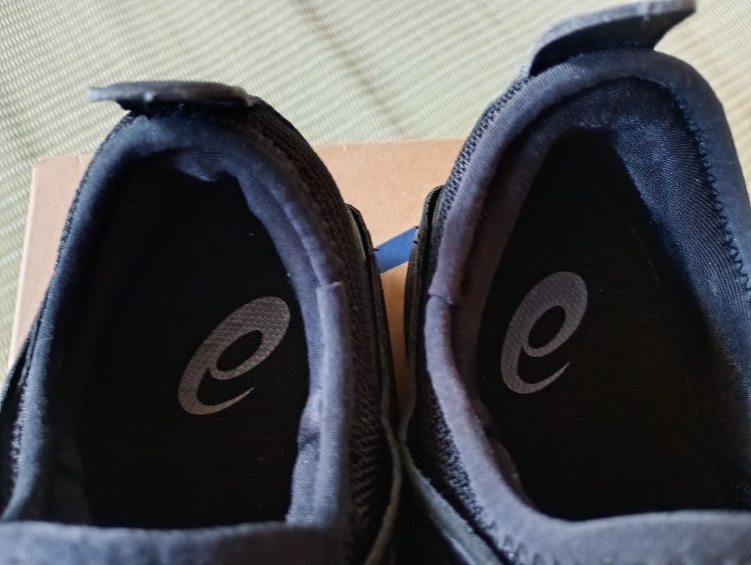 【END】ASICS GLIDE NOVA FF 3 25.5cm