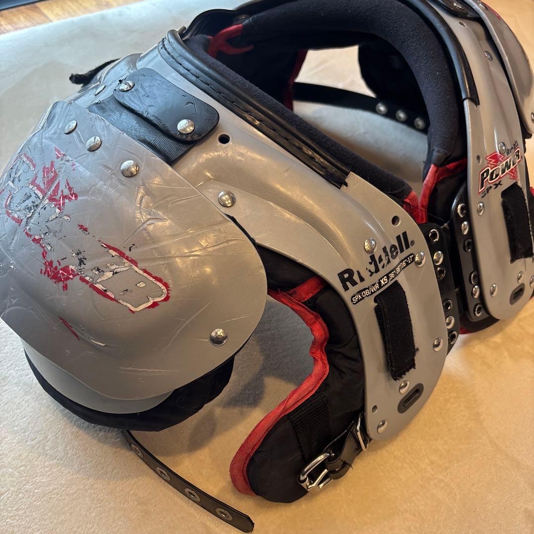 アメリカンフットボールPower ショルダ一QB /WR用XSサイズ