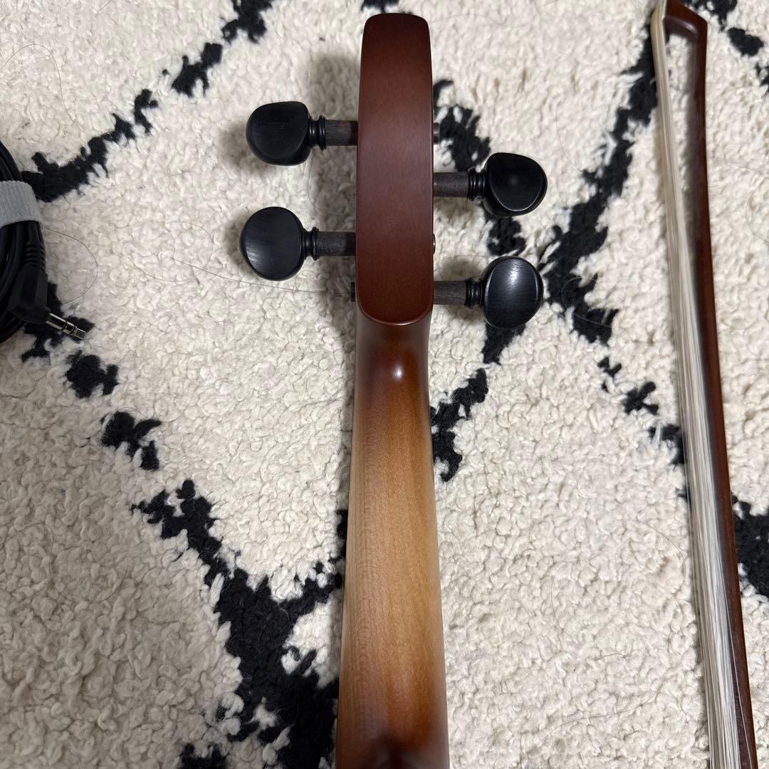 YAMAHA サイレント　バイオリン　YSV104S