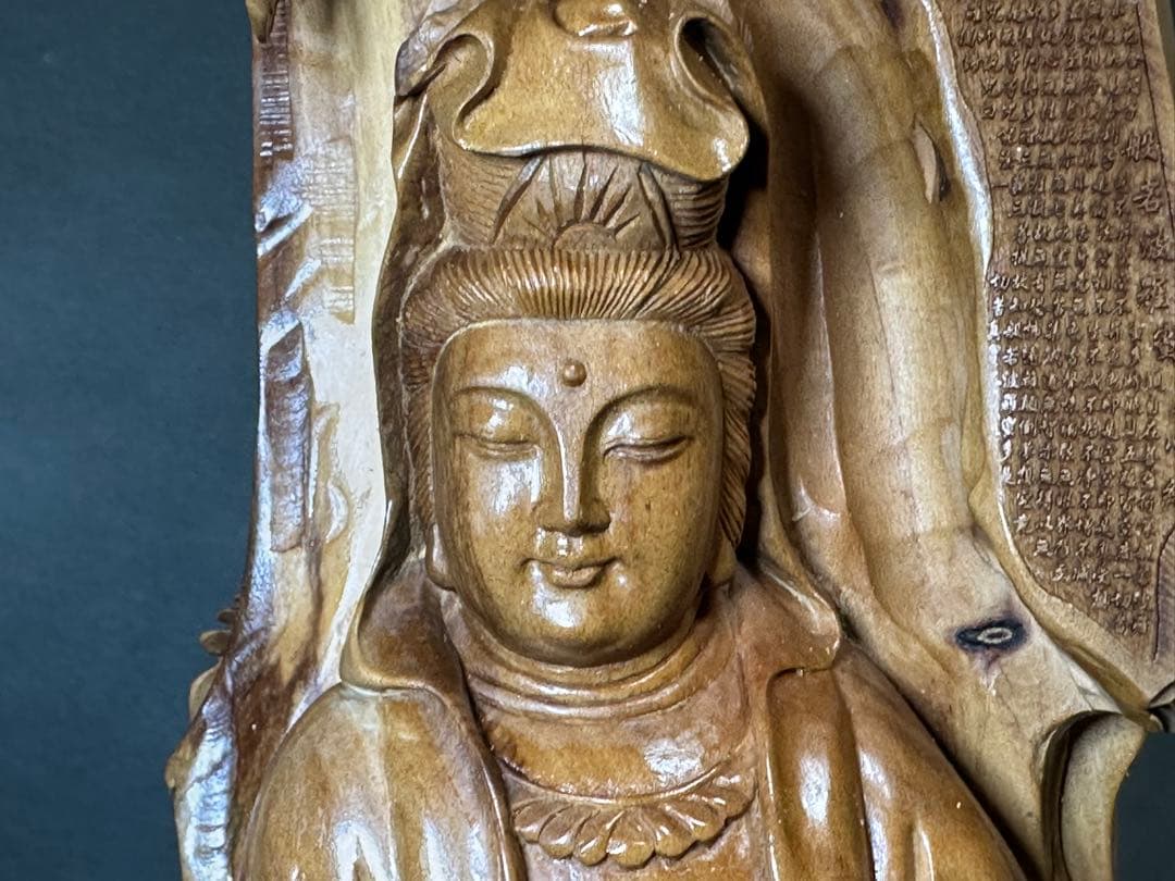 白檀　観音　木彫り　仏教美術　仏像 骨董 仏教　密教　置物アンティーク