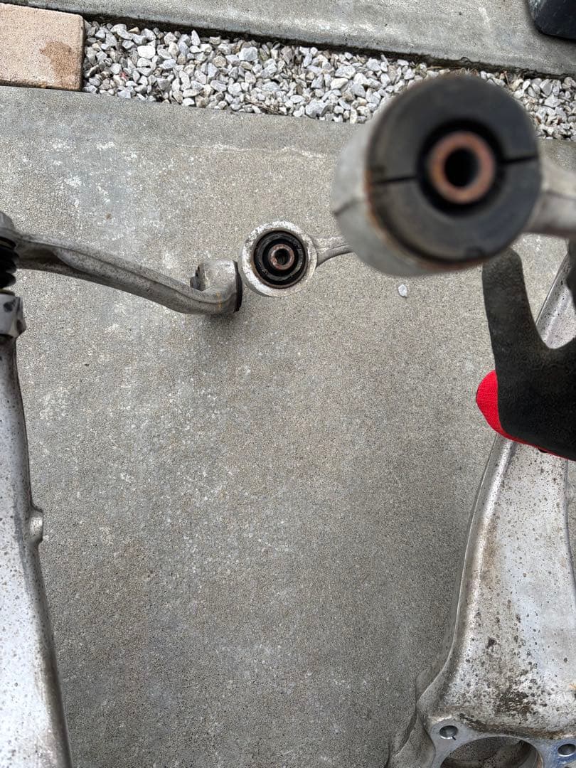 30後期セルシオフロント純正アッパーアーム