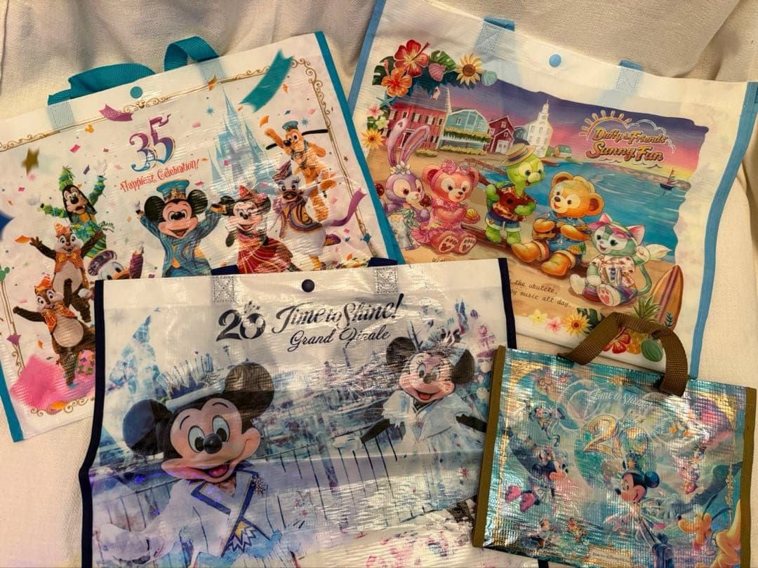 ディズニー　ショッピングバッグ　22枚セット