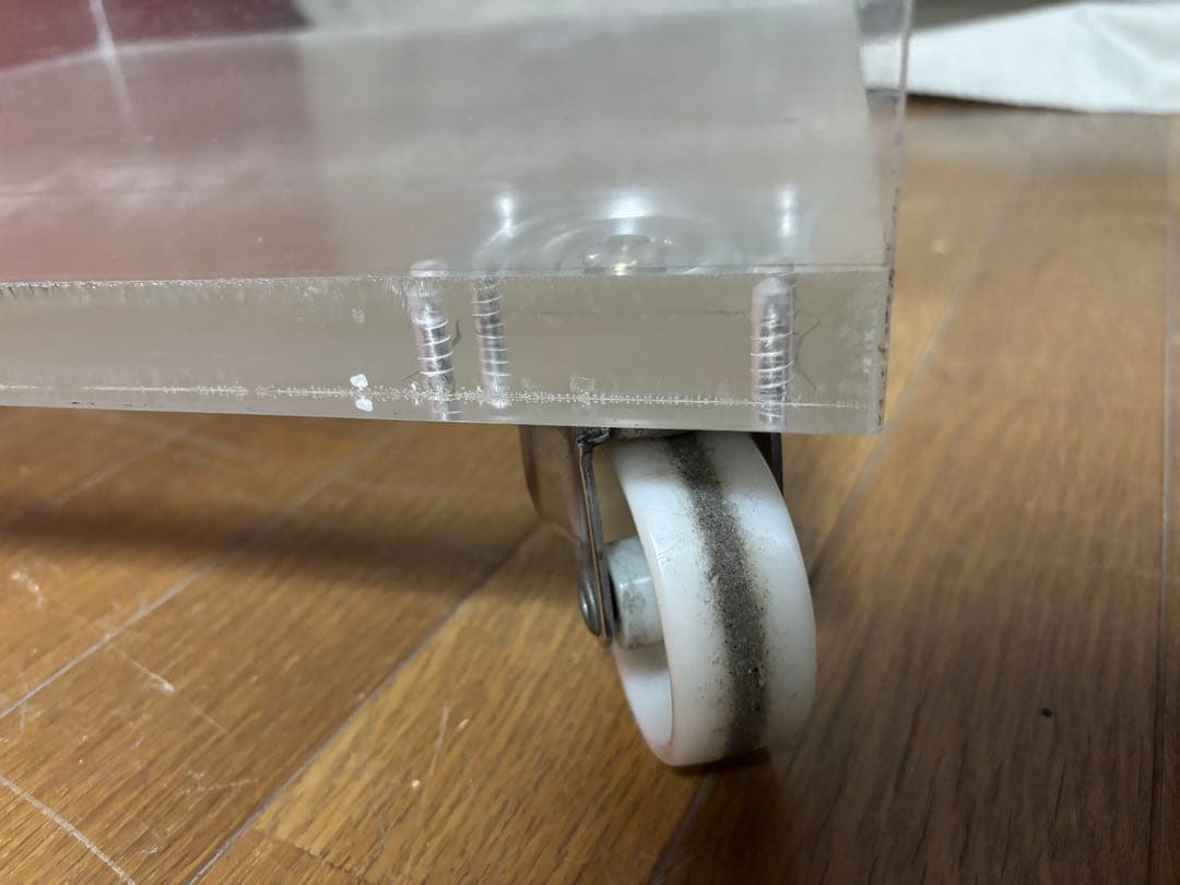 アクリル製　キャスター付き　ショーケース 棚　ガラス棚板2枚付き