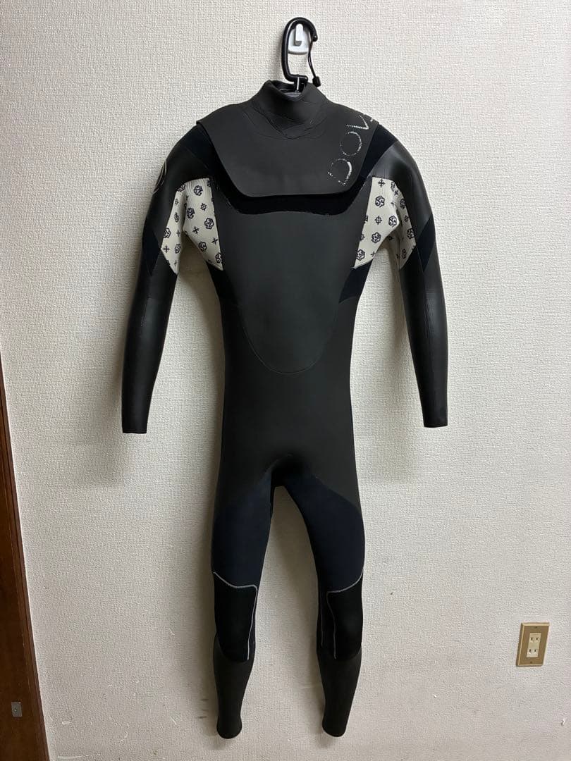 DOVEフルスーツ 3x3 コンプレッションウェットスーツ