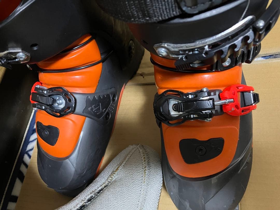 ら*け様 ダルベロ　ルポ　メンズスキーブーツ　26.5