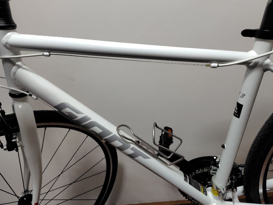 【手渡し限定】GIANT クロスバイク　ホワイト