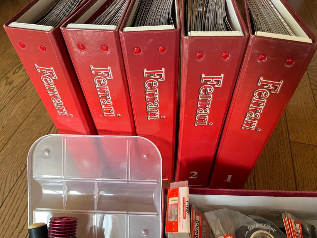 【廃盤品】週刊フェラーリ　ラジコンカー プラモデル　1〜100巻セット