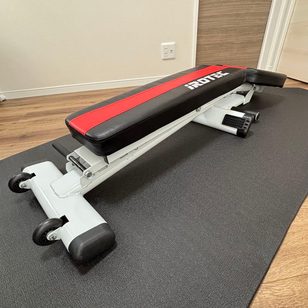 iROTEC（アイロテック） トレーニングベンチ 黒/赤