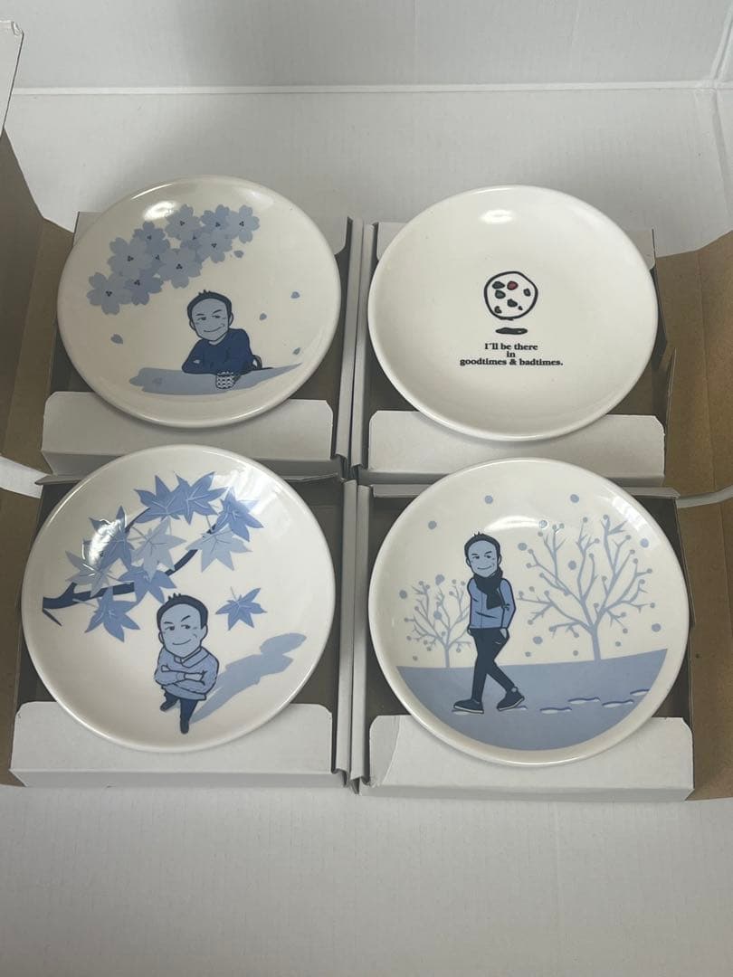 FAR EAST CAFE 小皿4枚② 新品未使用　完売品　桜　冬　紅葉　ボール